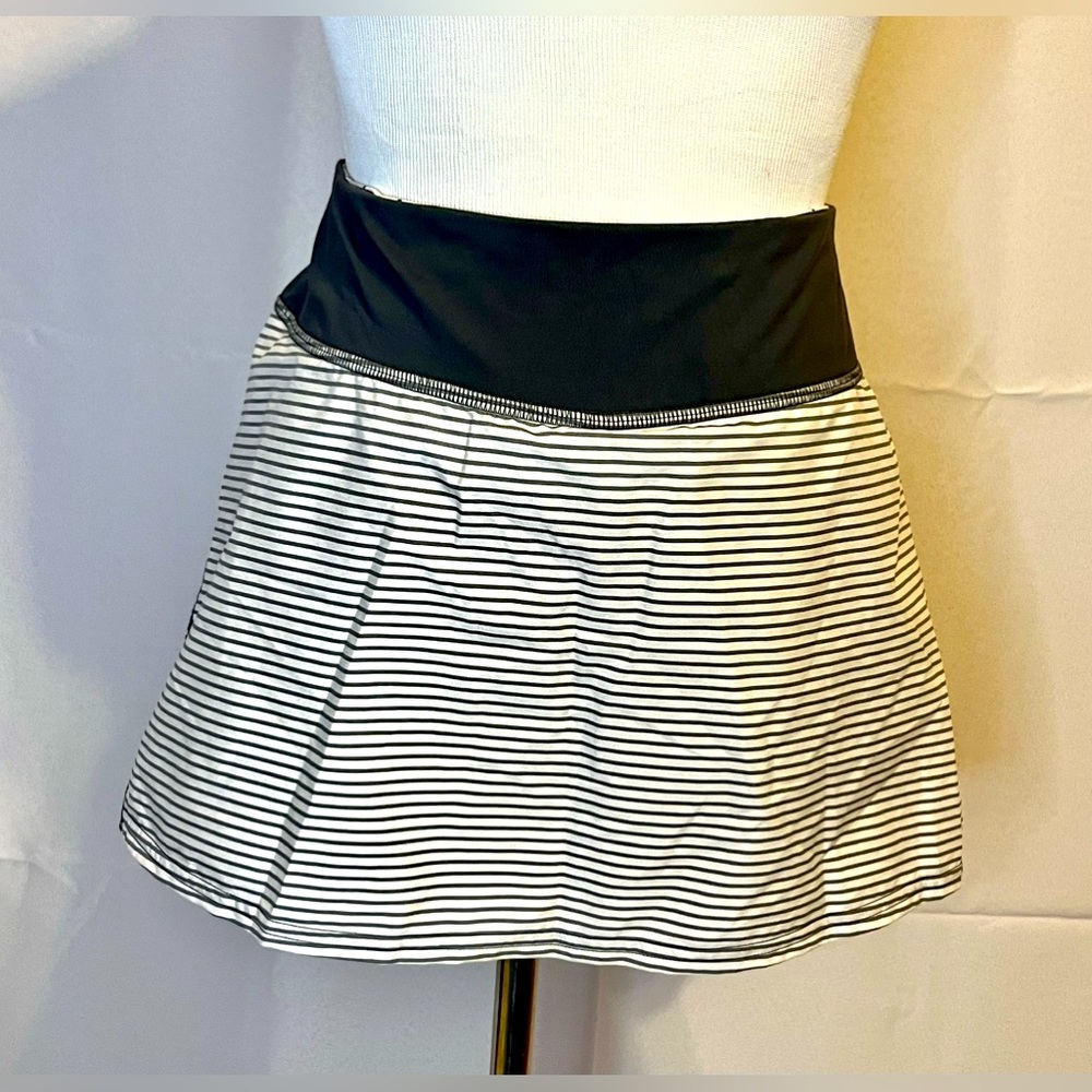 Lululemon striped lace setter skirt